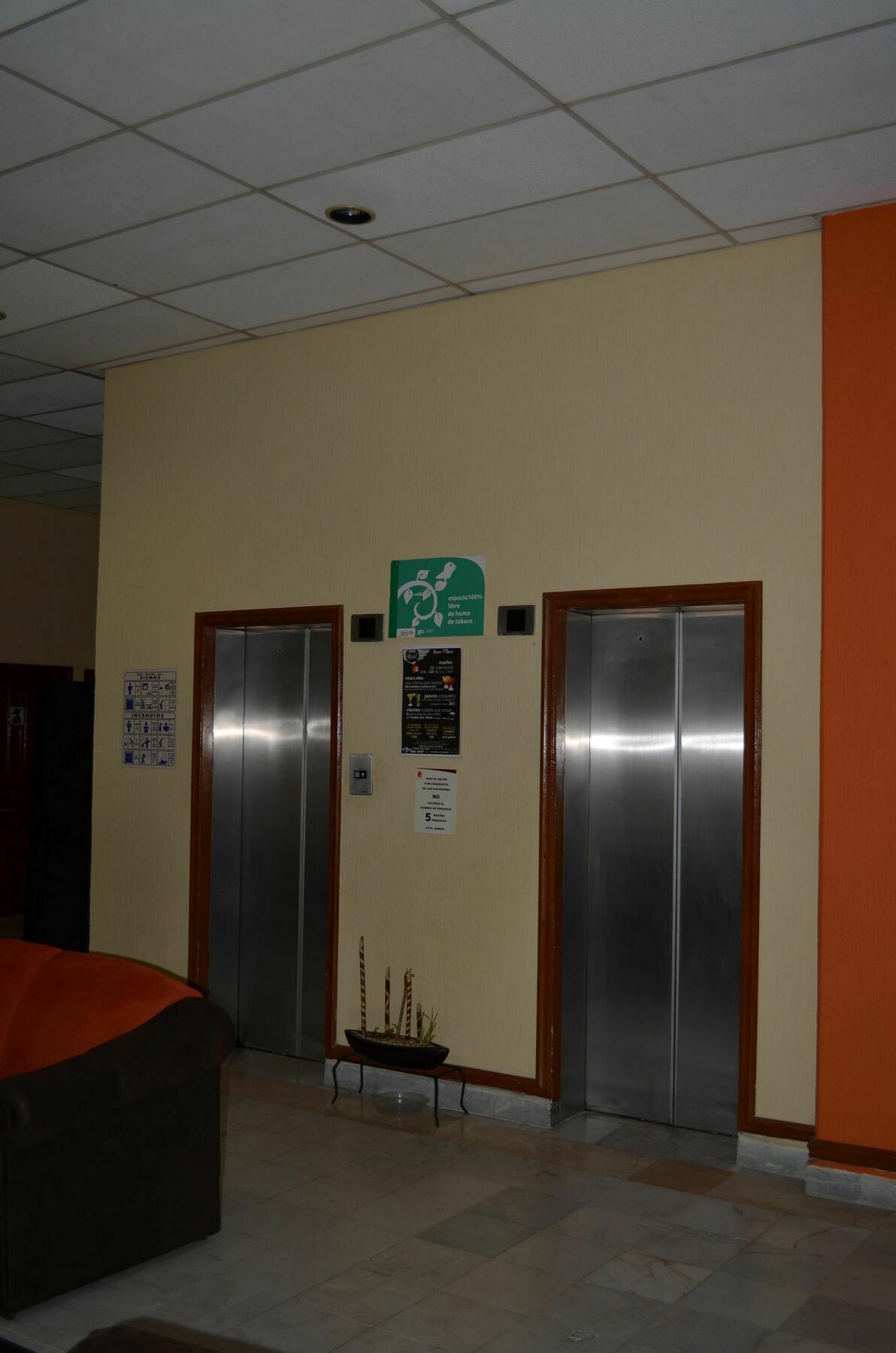 Capital O Hotel Casa Real Celaya Селая Экстерьер фото