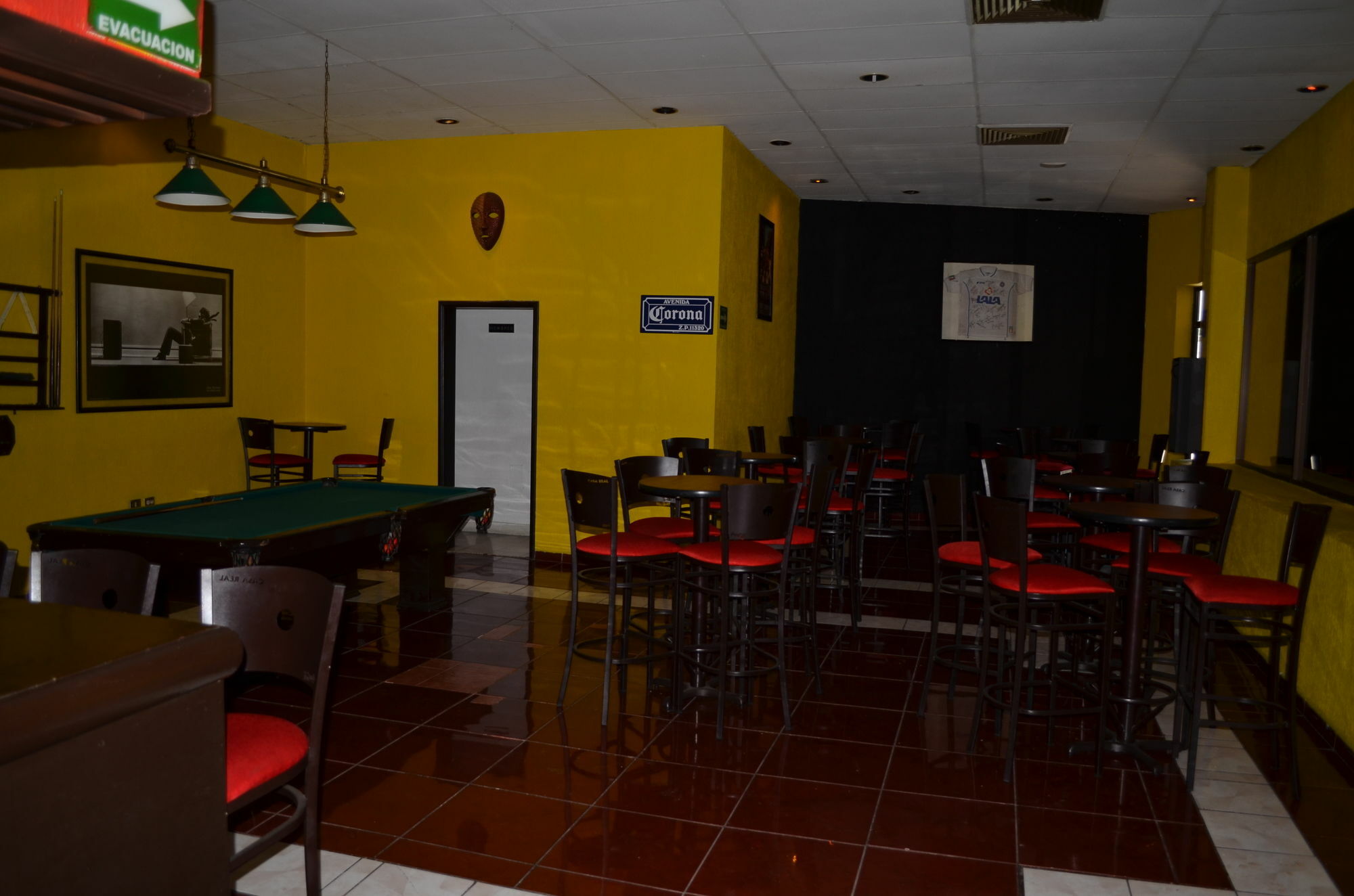 Capital O Hotel Casa Real Celaya Селая Экстерьер фото